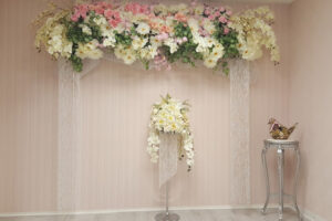 Flower arch and other decor